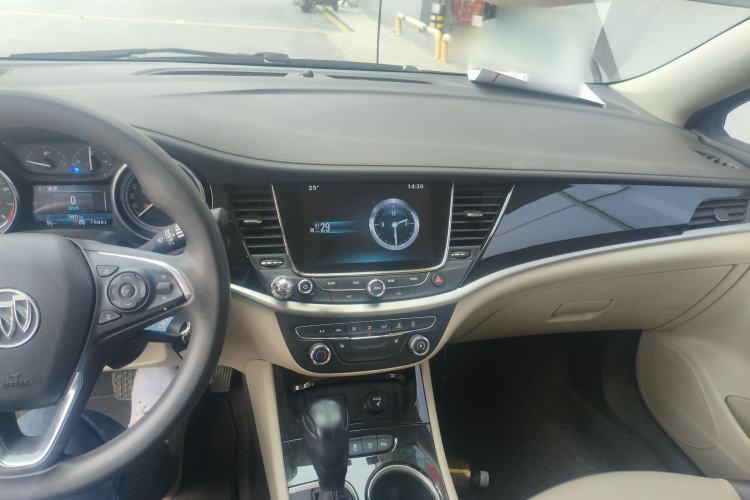 Used Buick Verano 2015 Sedan 15S Automatic Leading Model Center Console