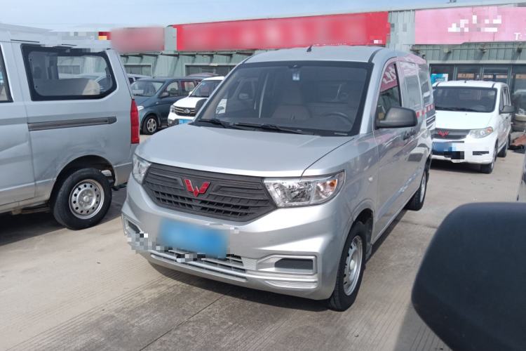 Used Wuling Hongguang V 2020 1.2L Jingqu Edition Window-Sealed Vehicle China VI LSI