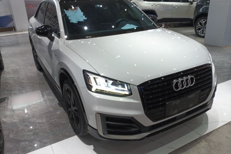 Used Audi Q2L 2018 35 TFSI Launch Exclusive Edition China VI Front Right 45 Deg