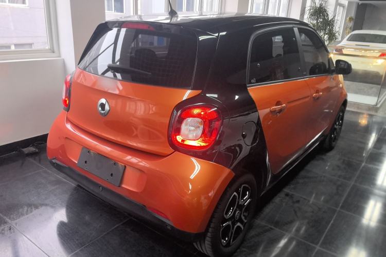Used smart forfour 2018 1.0L 52kW Passion Edition
