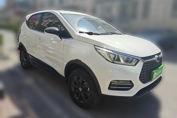 Used BYD Yuan New Energy 2019 EV360 Smart Connect Leading Model Front Right 45 Deg