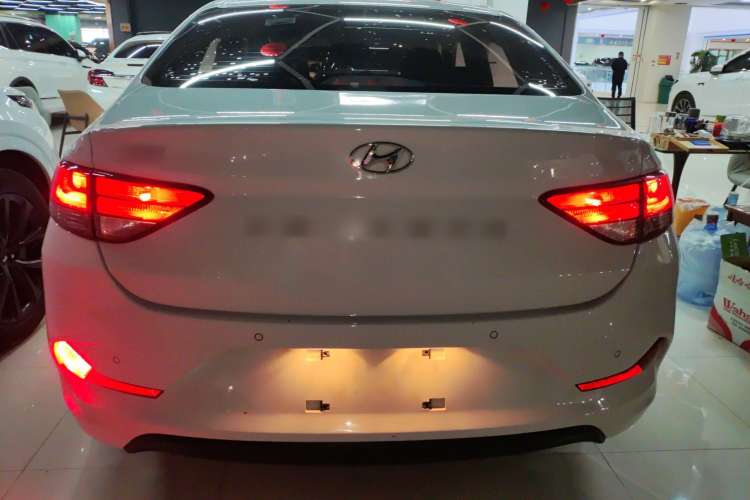 Used Hyundai Celesta 2020 1.6L Automatic GL Enjoyable Edition