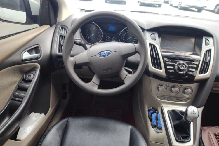 Used Ford Focus 2012 Sedan 1.6L Manual Comfort Model
