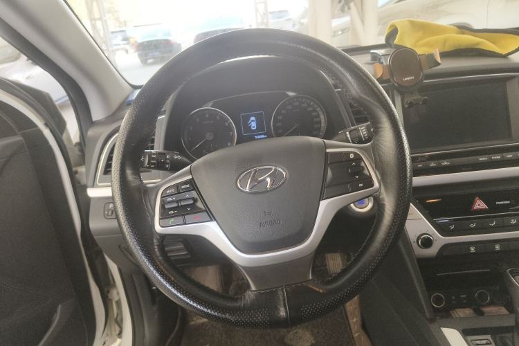 Used Hyundai Elantra (6th Generation / Lingdong) 2016 1.6L Automatic ZhiXuan – Elite Version