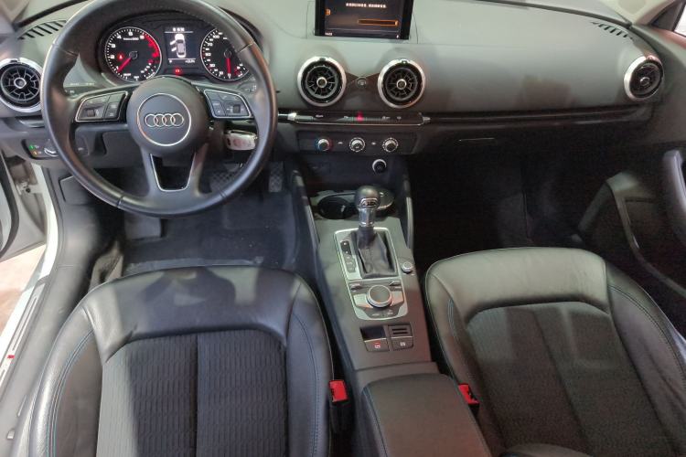 Used Audi A3 2019 Limousine 35 TFSI Fashion Edition China V standard
