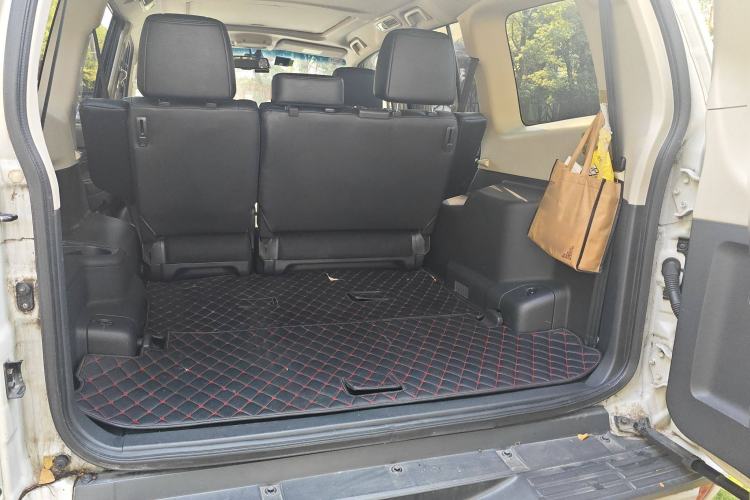 Used Mitsubishi Pajero 2015 3.0L Automatic Elite Plus Version China V Standard Trunk