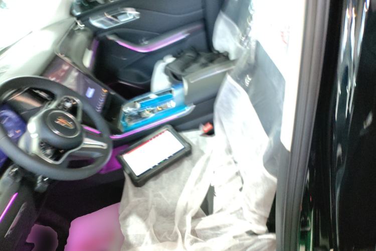 Used Hongqi HS7 PHEV 2025 Model 2.0T PHEV Four-Wheel Drive 2 Million Units Commemorative Edition 6-Seater