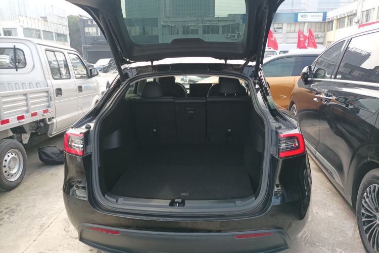 Used Tesla Model Y 2021 Standard Range Rear-Wheel Drive Version