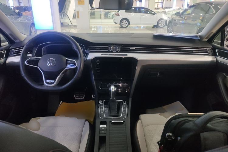 Used Volkswagen Magotan 2023 2 Million Units Limited-Edition 380TSI DSG Flagship Version