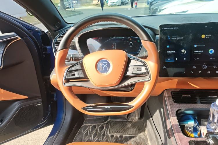 Used BYD Han 2022 DM-i 242km Flagship Model