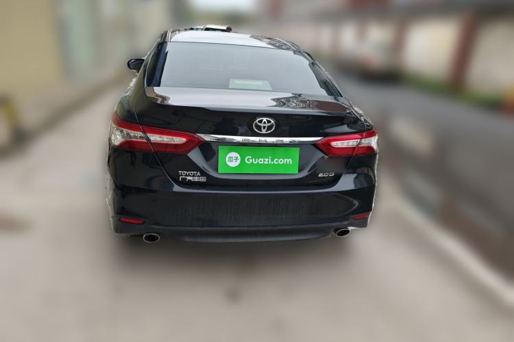 Used Toyota Camry 2018 2.0G Luxury Edition
