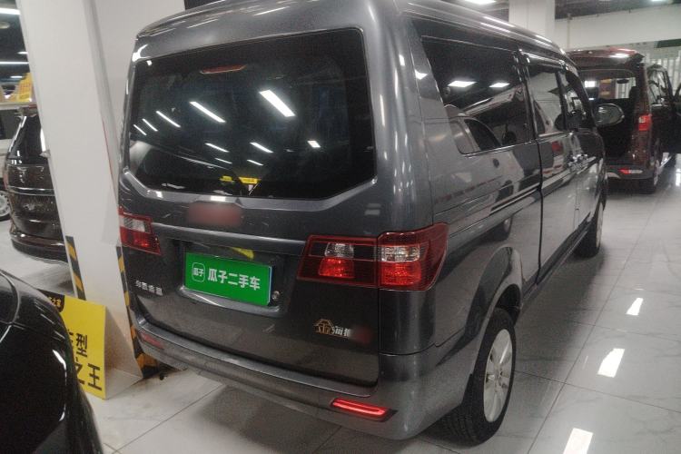Used Jinbei Gold Hiace M Classic 2022 1.5L Engineering Lion Passenger Vehicle 5 Seats Rear Right 45 Deg