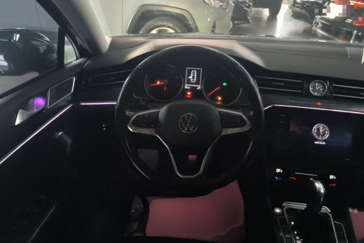 Used Volkswagen Magotan 2020 330TSI DSG Leading Model
