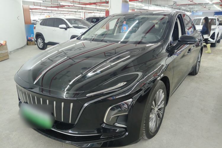 Used Hongqi E-QM5 2022 431 km Charge & Enjoy Edition