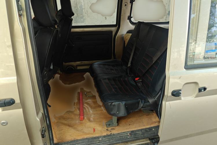Used Wuling Rongguang 2014 1.2L S Base Model Left Rear Seat