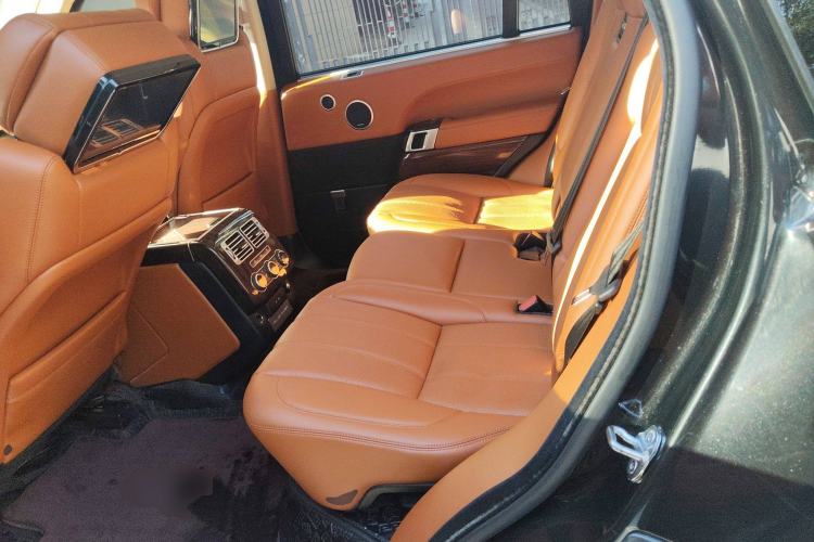 Used Land Rover Range Rover 2016 3.0 SC V6 Vogue SE Long-Wheelbase Edition
