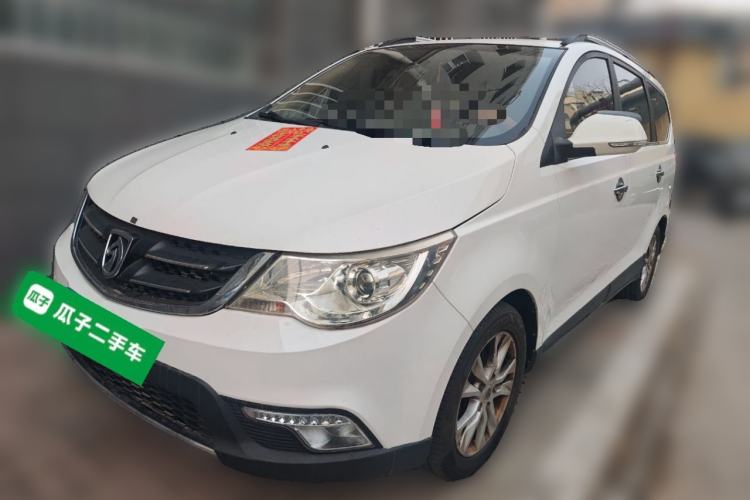 Used Baojun 730 2014 1.5L manual Comfort ESP version 7 seats