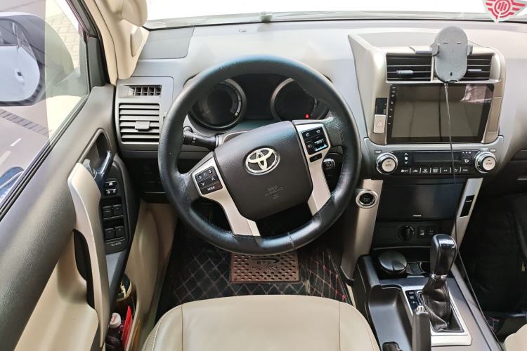 Used Toyota Prado 2010 4.0L Automatic TX-L
