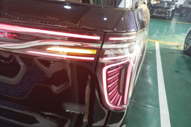 Used Hongqi HQ9 PHEV 2024 2.0T Four-Wheel Drive Business Edition