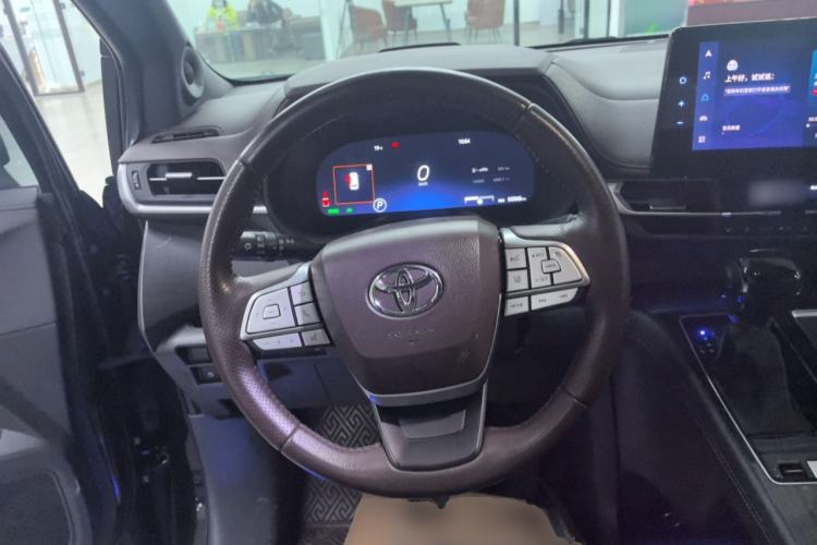 Used Toyota SIENNA 2021 2.5L Hybrid Platinum Edition
