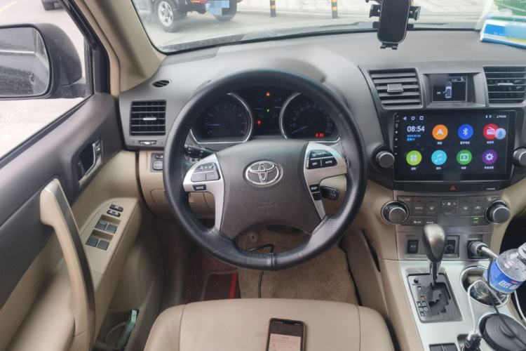 Used Toyota Highlander 2012 2.7L Two-Wheel Drive 7-Seater Luxury Edition