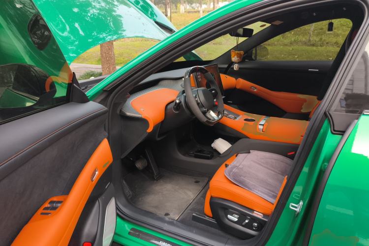 Used Xiaomi Auto YU7 2025 Ultra-Long Range High-Performance All-Wheel-Drive Max Edition
