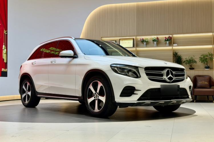 Used Mercedes-Benz GLC 2018 Facelift GLC 260 4MATIC Luxury Edition