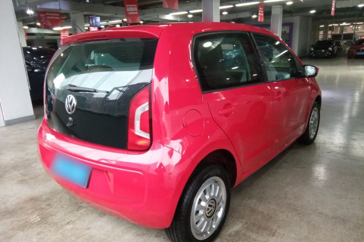 Used Volkswagen up! 2015 1.0L move up!