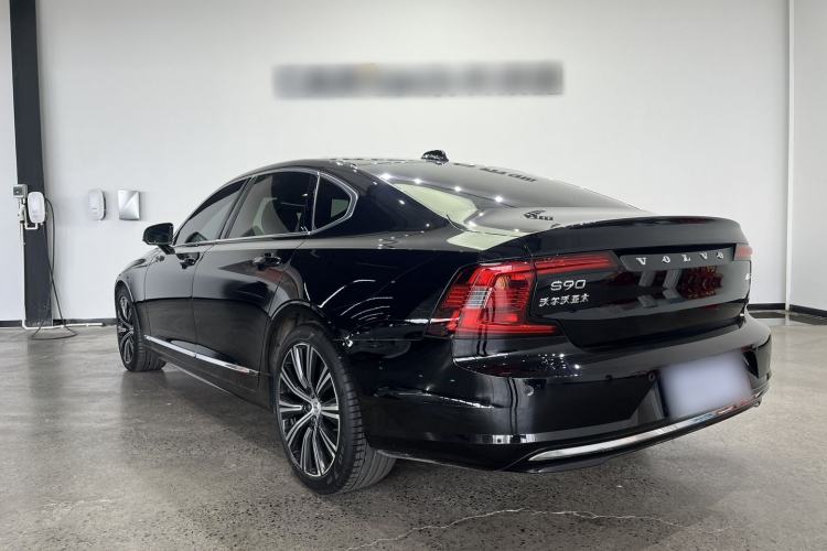 Used Volvo S90 2024 B5 Zhiyuan Luxury Edition
