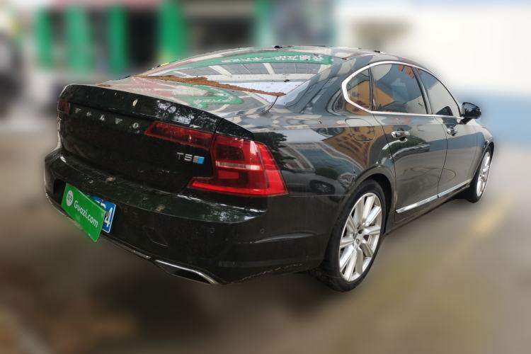 Used Volvo S90 2017 T5 Smart Luxury Edition
