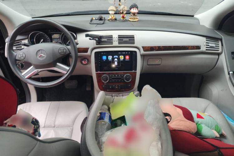 Used Mercedes-Benz R-Class 2011 R 350 L 4MATIC