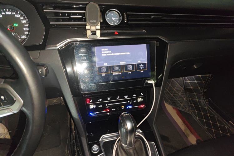 Used Volkswagen Magotan 2020 330TSI DSG Leading Model
