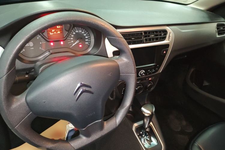 Used Citroen Elysee 2016 1.6L Automatic Fashion Model Center Console