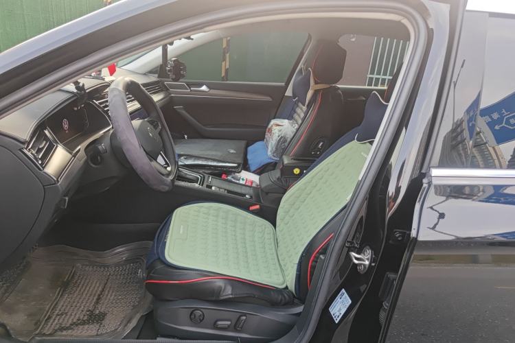 Used Volkswagen Magotan 2020 330TSI DSG Luxury Edition Left Front Seat