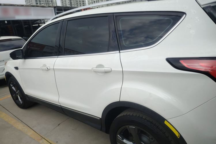 Used Ford Kuga 2019 EcoBoost 180 Two-Wheel-Drive Titanium Plus Model China VI Standard
