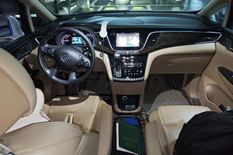 Used Buick GL8 2018 ES 28T Flagship Model China VI Standard
