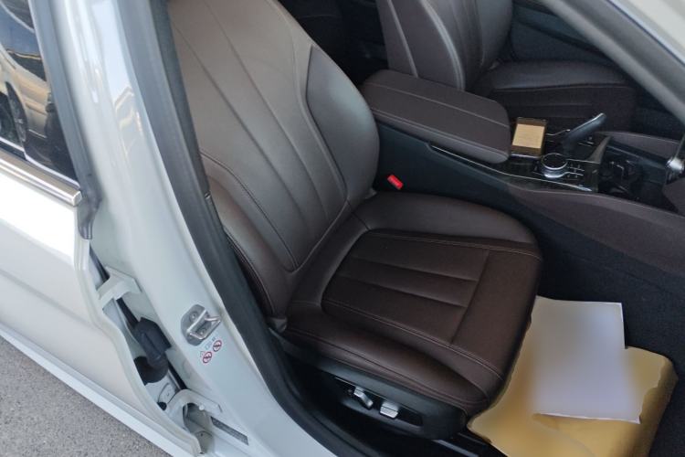 Used BMW 5 Series 2020 525Li M Sport Package