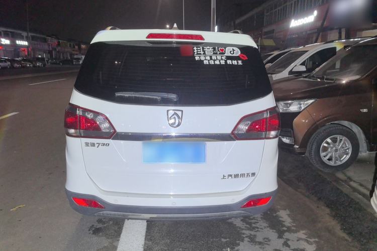 Used Baojun 730 2014 1.5L manual Comfort version 7 seats
