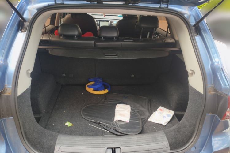 Used Roewe RX5 2018 20T Two-Wheel Drive Automatic Internet Smart Edition Trunk