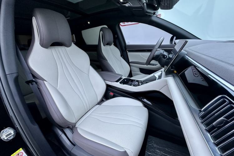 Used BYD Song PLUS New Energy 2025 DM-i 112KM Prestige Model
