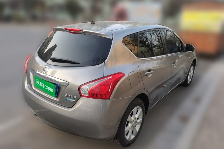 Used Nissan Tiida 2011 1.6L CVT Smart Version
