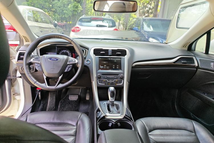 Used Ford Mondeo 2013 2.0L GTDi 200 Luxury Model