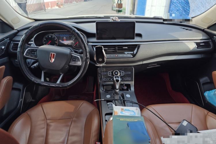 Used Hongqi H5 2019 30TD Dynamic Edition Center Console