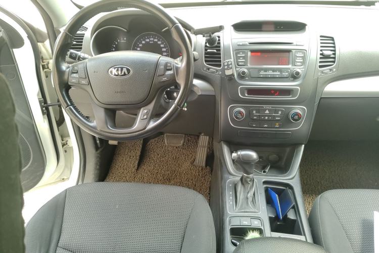 Used Kia Sorento  Steering Wheel
