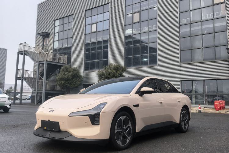 Used XPeng MONA M03 2024 620 with Ultra-Long Range