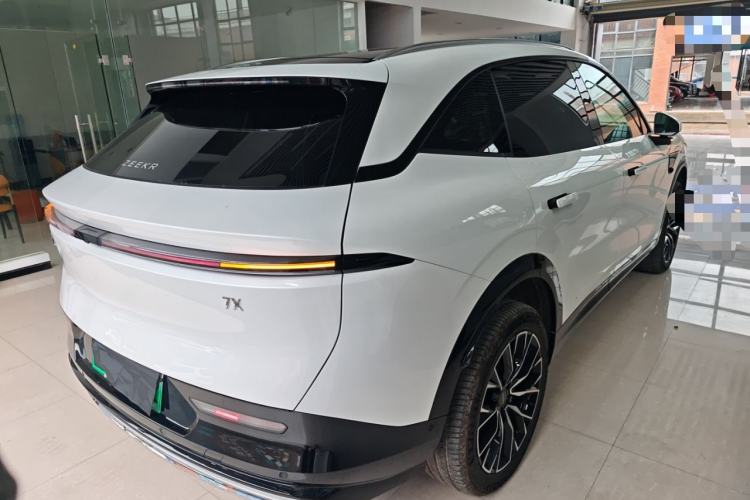 Used Zeekr 7X 2025 100kWh Long-Range All-Wheel Drive Intelligent Driving Version
