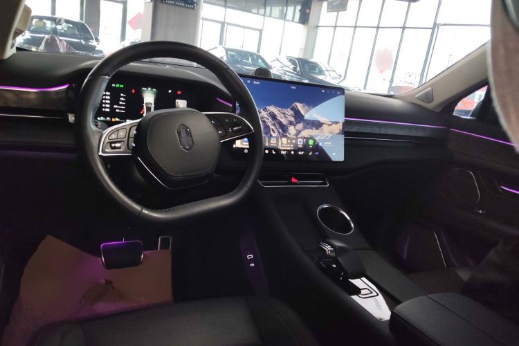 Used Hima AITO M5 2022 Extended-Range Four-Wheel Drive Performance Version Center Console