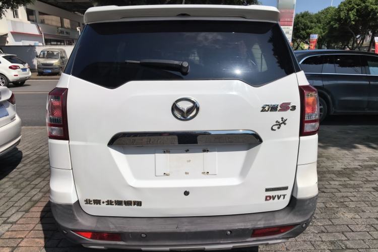 Used HYOSOW S3 2015 1.5L Luxury Model China V Standard Rear