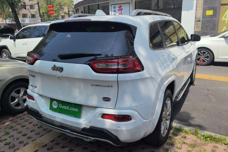 Used Jeep Cherokee 2017 2.4L Professional Smart Edition