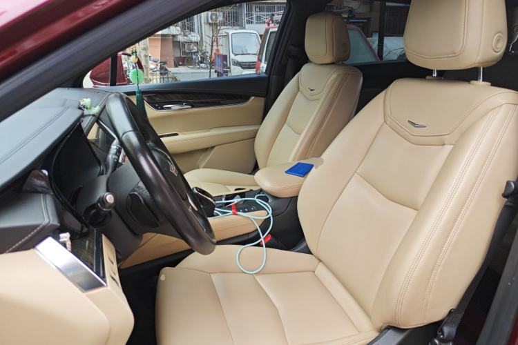 Used Cadillac XT5 2017 Anniversary Edition 28T Four-Wheel Drive Luxury Model
